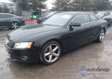 2010 Audi A5 2.0T Premium из США, поврежденный, VIN WAURFAFRXAA077663